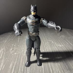 Batman DC Comics (s22) #67800 12in Action Silver Belt Figurine Black Cape Boots